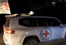 Terroristas de Hamás entregan cuerpos de otros dos rehenes a Israel asesinados