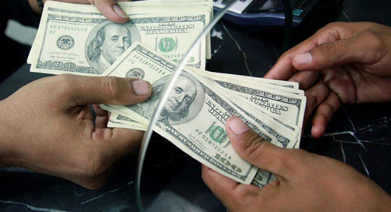 Remesas para consumo suben, mientras las destinadas a inversión bajan en El Salvador