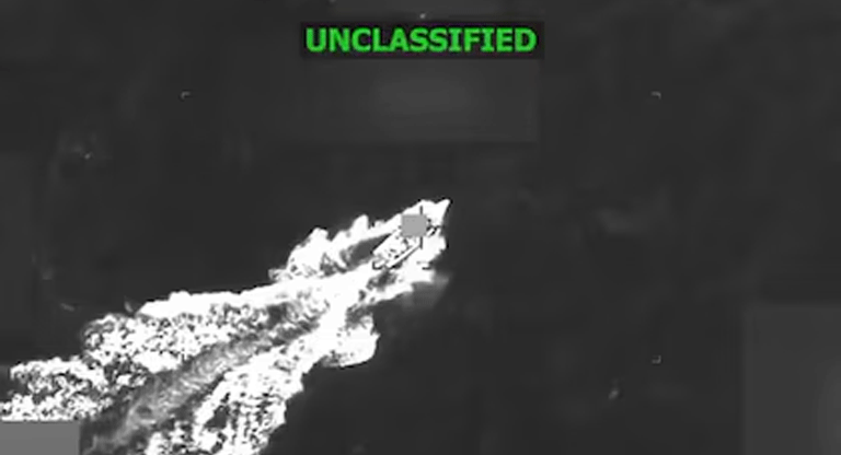 «Si quieren seguir vivos, dejen de traficar drogas»