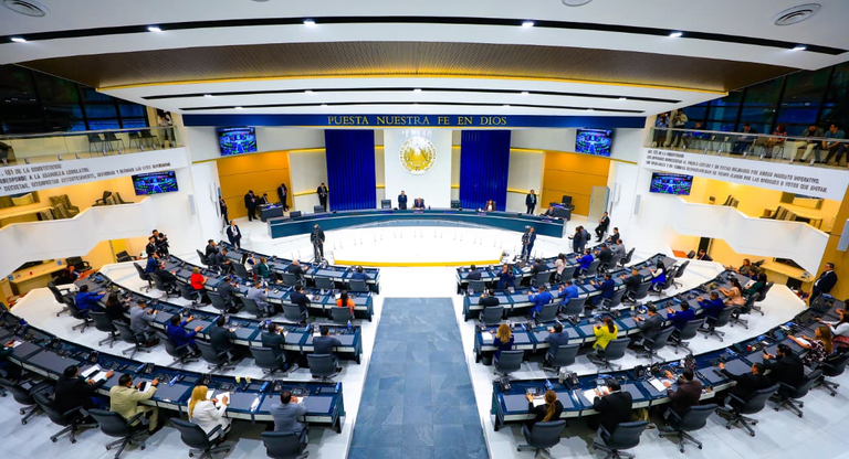 Oficialismo aumentó la deuda pública con $514 millones en nuevas autorizaciones