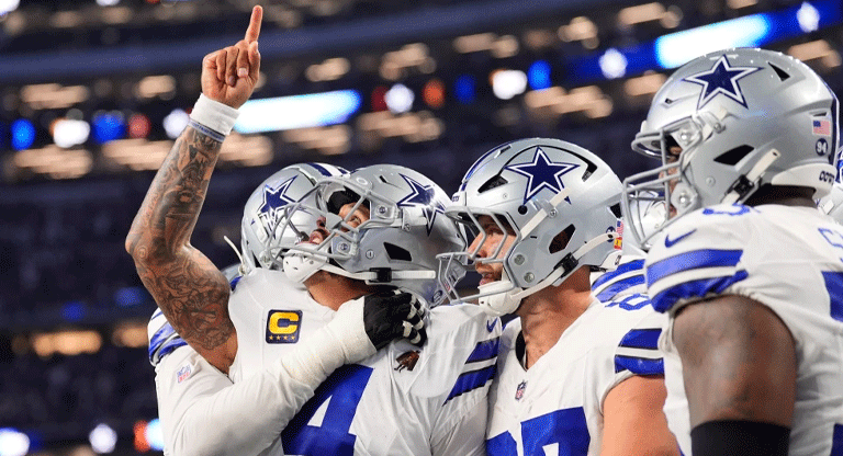 Los Cowboys remontan 21 puntos y vencen 24-21 a los Eagles