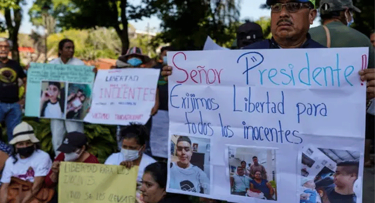 Régimen de excepción cerrará el año con 90,000 detenidos, sin conocerse cuántos son inocentes
