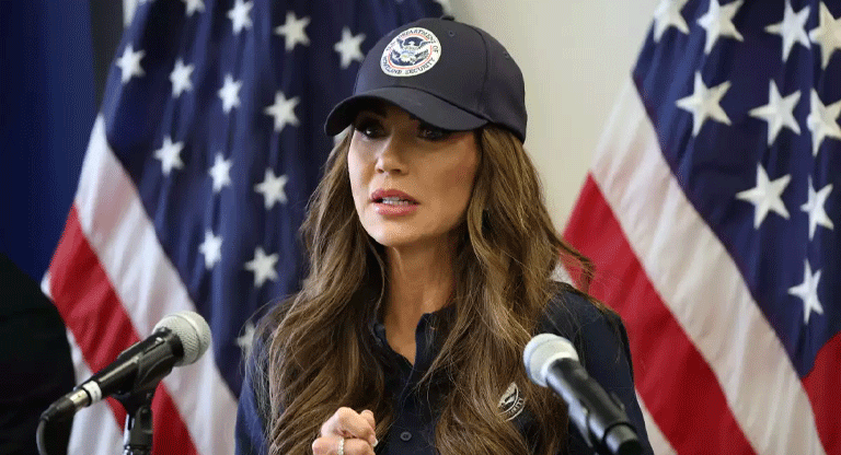 Kristi Noem dio la orden final para deportar a venezolanos a El Salvador