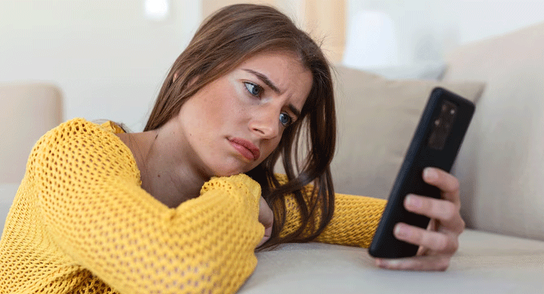 Revisar seguido el móvil afecta la memoria y concentración, según la ciencia