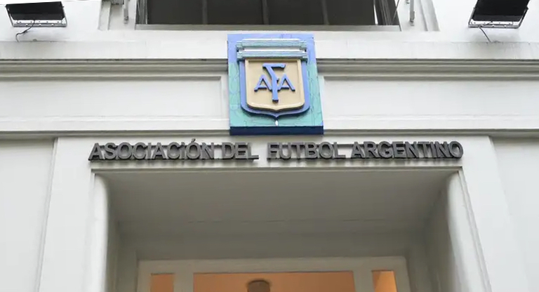 Justicia argentina allana la AFA y clubes de fútbol