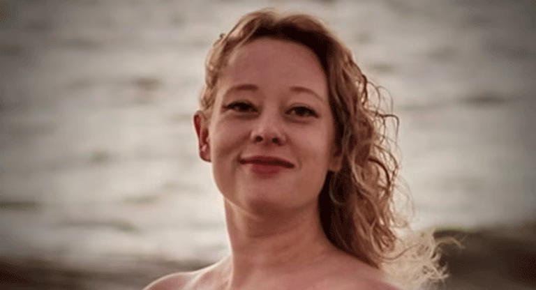 Mujer muerta a tiros por agente del ICE era norteamericana y se dirigía a su casa