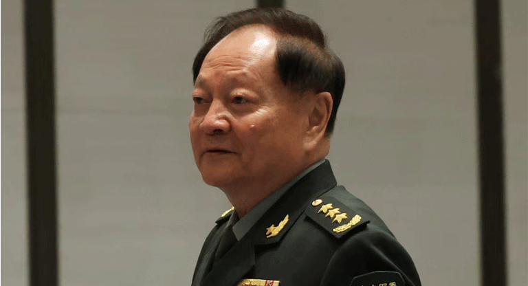 Las primeras versiones sobre la caída y detención del general de mayor rango de China