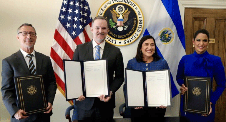 Estados Unidos elimina arancel del 10 por ciento a El Salvador