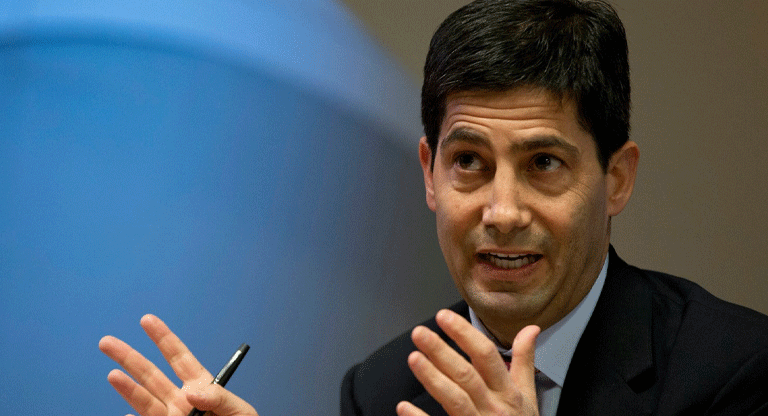 Oro, plata, Bitcoin: ¿Por qué caen después del nombramiento de Warsh a la Reserva Federal?