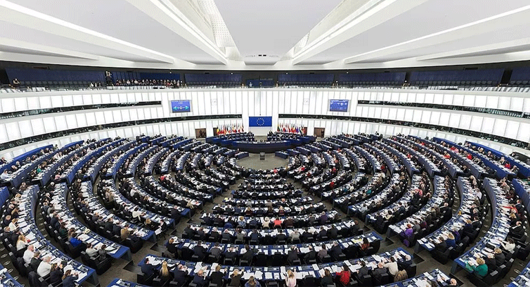 Europa paraliza ratificación del pacto comercial con EE.UU por nueva subida de Aranceles de Trump