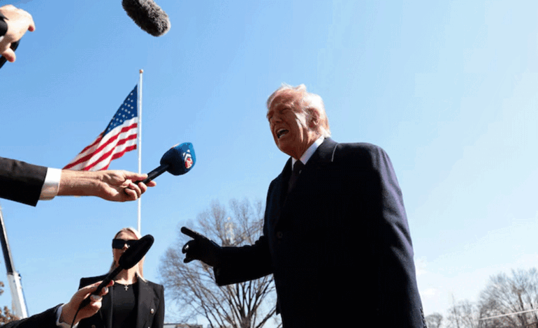 Donald Trump avisa “Quizás tengamos una toma de control amistosa de Cuba”