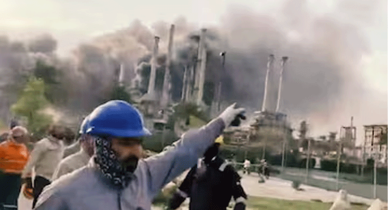 Irán bombardeó una refinería de la mayor petrolera del mundo en Arabia Saudita