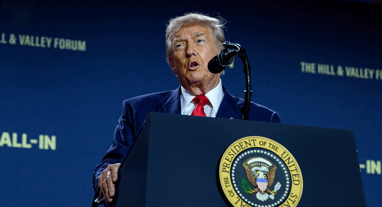 Trump asegura que “No habrá acuerdo con Irán excepto la rendición incondicional”