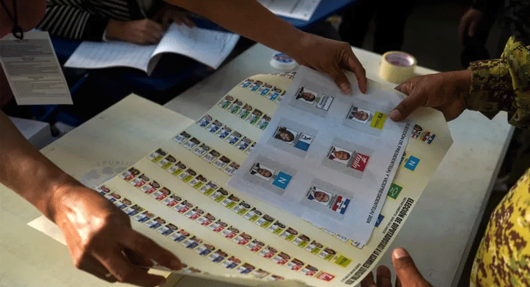 Partidos políticos comienzan a reorganizarse rumbo a las elecciones de 2027