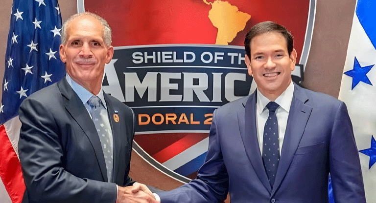 Honduras reconsidera sus relaciones con China