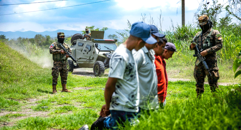 Informe acusa al gobierno salvadoreño de posibles crímenes de lesa humanidad