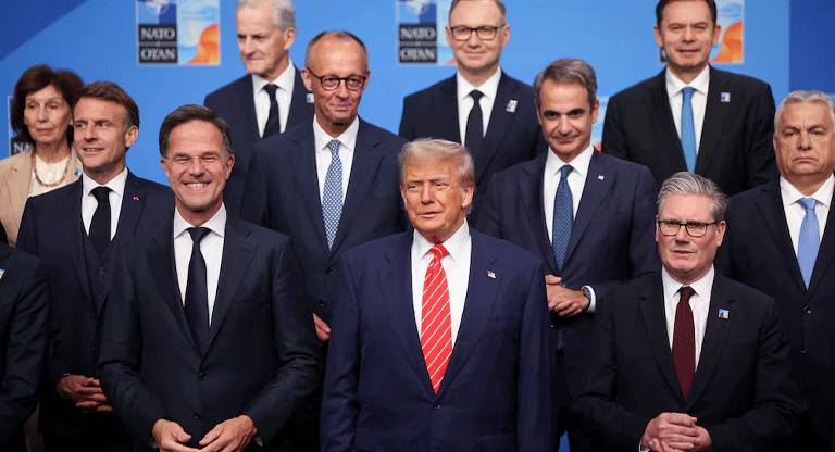 Aliados de la OTAN rechazaron la propuesta de Trump para intervenir en el estrecho de Ormuz