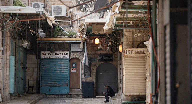 Jerusalén vive una Pascua judía y una Semana Santa entre sirenas y templos cerrados
