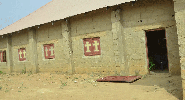 Nigeria: muertos y secuestrados en ataque armado contra dos iglesias durante la Pascua