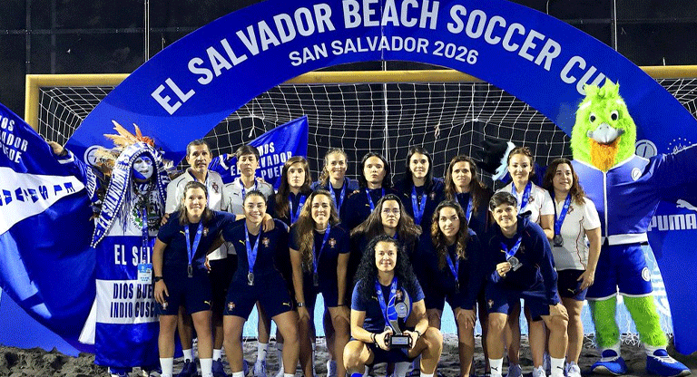 Selecta femenina conquista el bicampeonato del Beach Soccer Cup