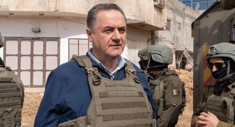 Israel espera «luz verde» de Trump para «devolver a Irán a la Edad de Piedra»