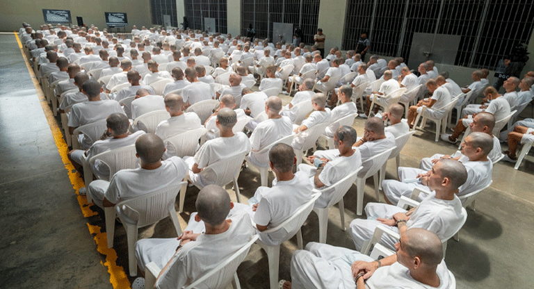 El CECOT tiene audiencia: Los señores del terror ante la justicia