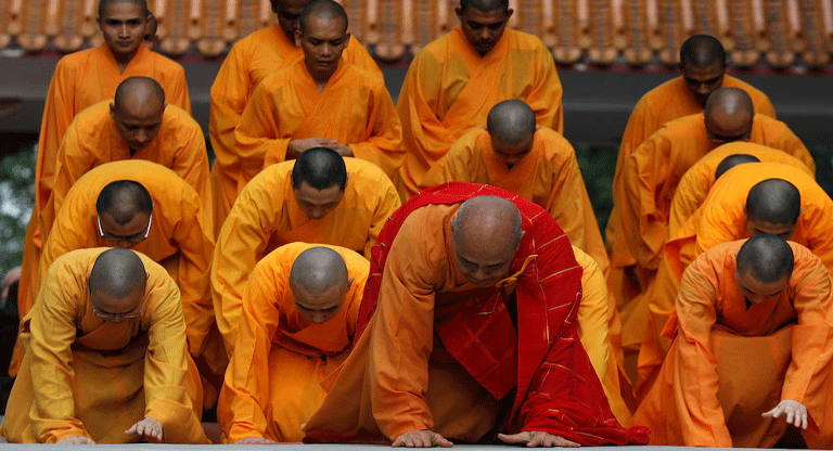 Detuvieron 22 monjes budistas con más de 110 kilogramos de droga