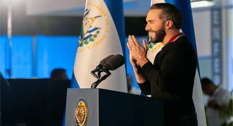 Bukele refuerza su narrativa de gestión ante críticas