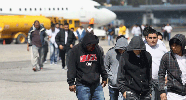 Deportación de salvadoreños se duplicó el último trimestre sin política pública a la vista