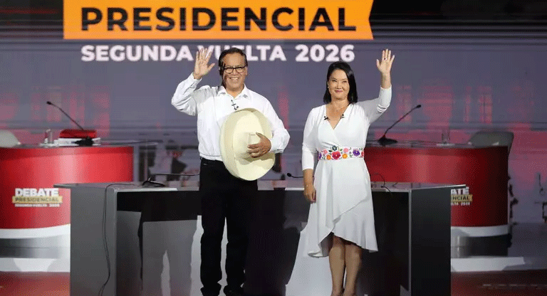 Peruanos van el domingo a las urnas con opciones contrapuestas