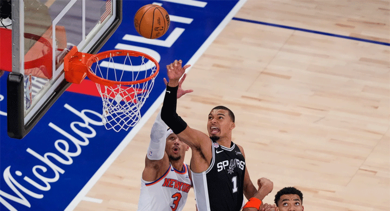 Spurs reducen ventaja de Knicks en Finales NBA a 2-1