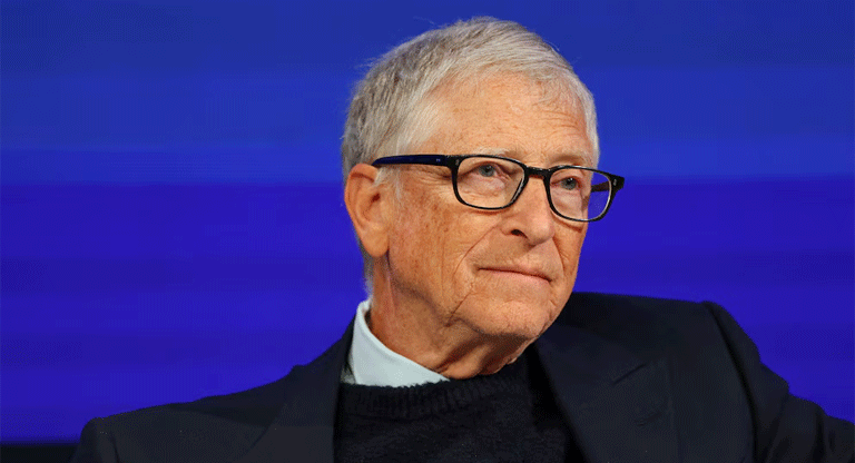 Bill Gates alerta a la Generación Z: “Tener mucha información no significa tener la correcta”