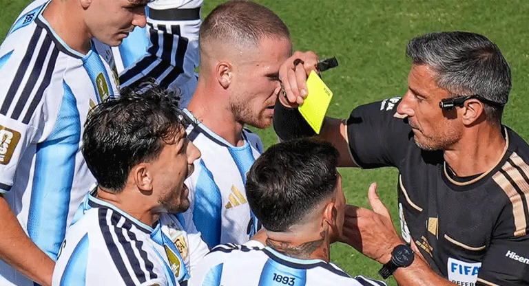 Jugadores argentinas reciben dura sanción de la FIFA