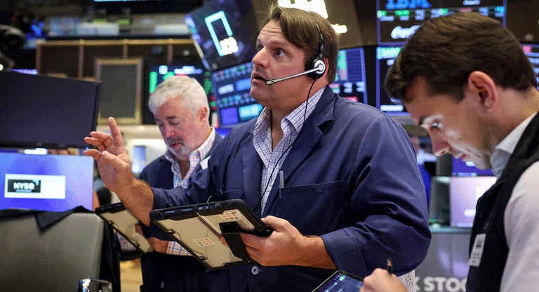 Escalada entre EE.UU e Irán hunde a Wall Street y empuja al alza al petróleo