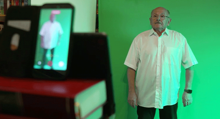 Un alemán fenómeno de 77 años en las redes sociales