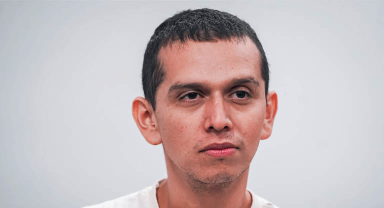 El Salvador dicta primera condena a prisión perpetua