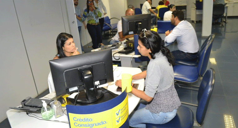 Brasil aprueba reducir la semana laboral de seis a cinco días