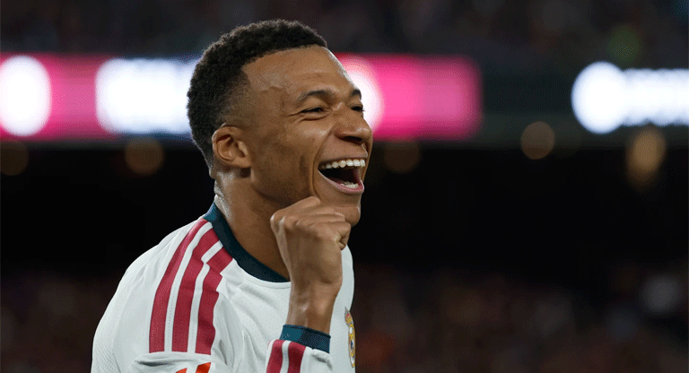 Doblete de Mbappé le dio la victoria al Madrid frente al Barça en el clásico