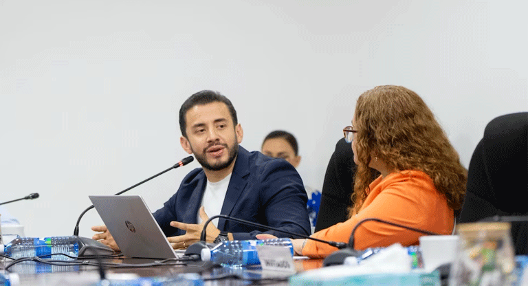 MOP y DOM defienden presupuesto récord para infraestructura y obras clave en 2027